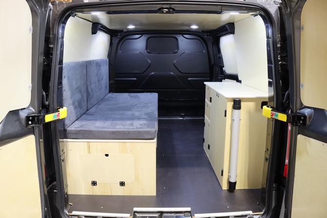 6C44-UWB-110.jpg