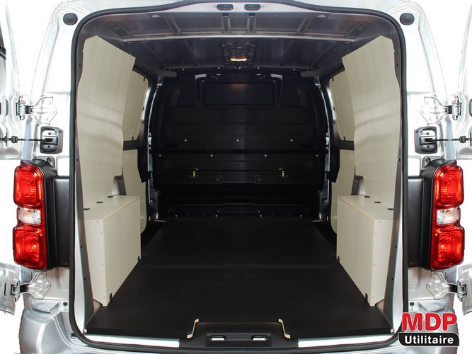 2C44-KAC-120.jpg